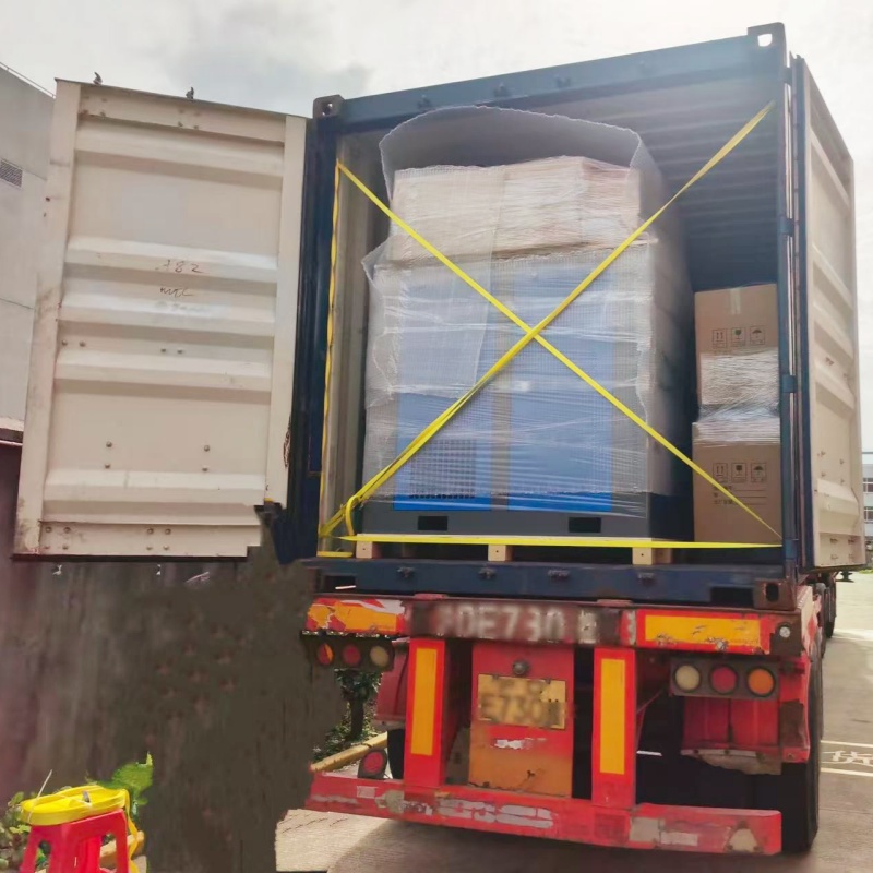 AIRERA expédie une nouvelle série de compresseurs et de réservoirs d’air à un client clé à l’étranger